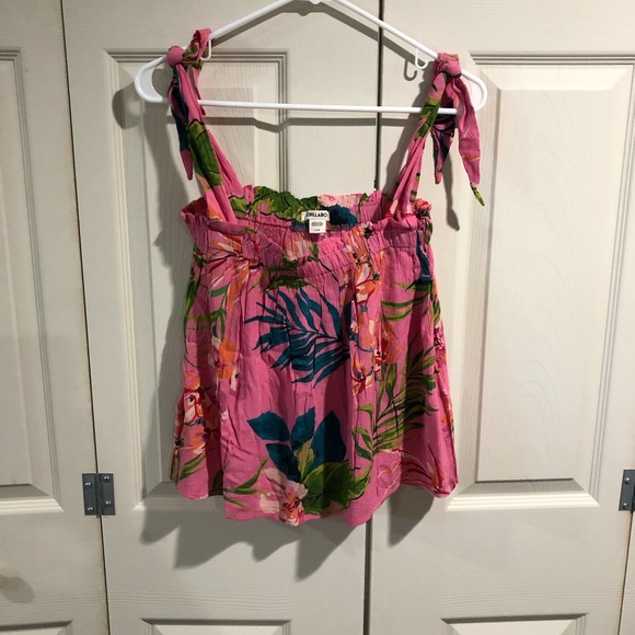 Billabong Tops - 💜3/$10💜 NWT Billabong Pink Floral Tank Large